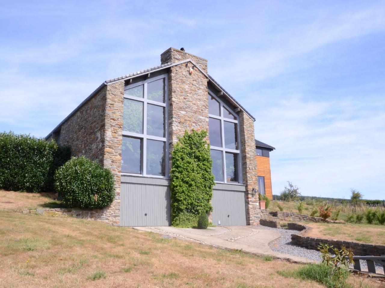 Gorgeous Holiday Home In Stoumont With Garden Exterior foto